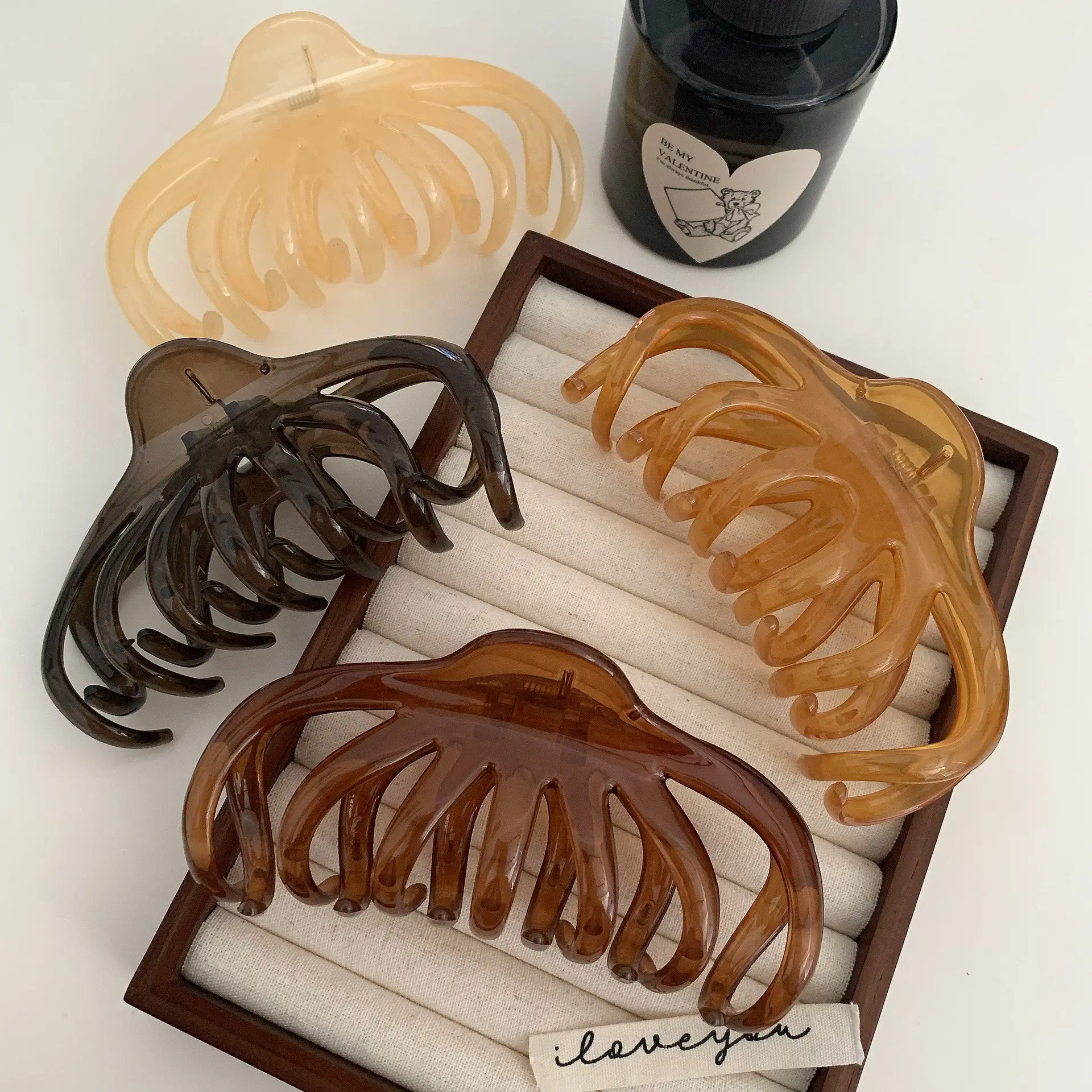 Large Jellyfish Hairpin with Long Teeth for Women — feature 33