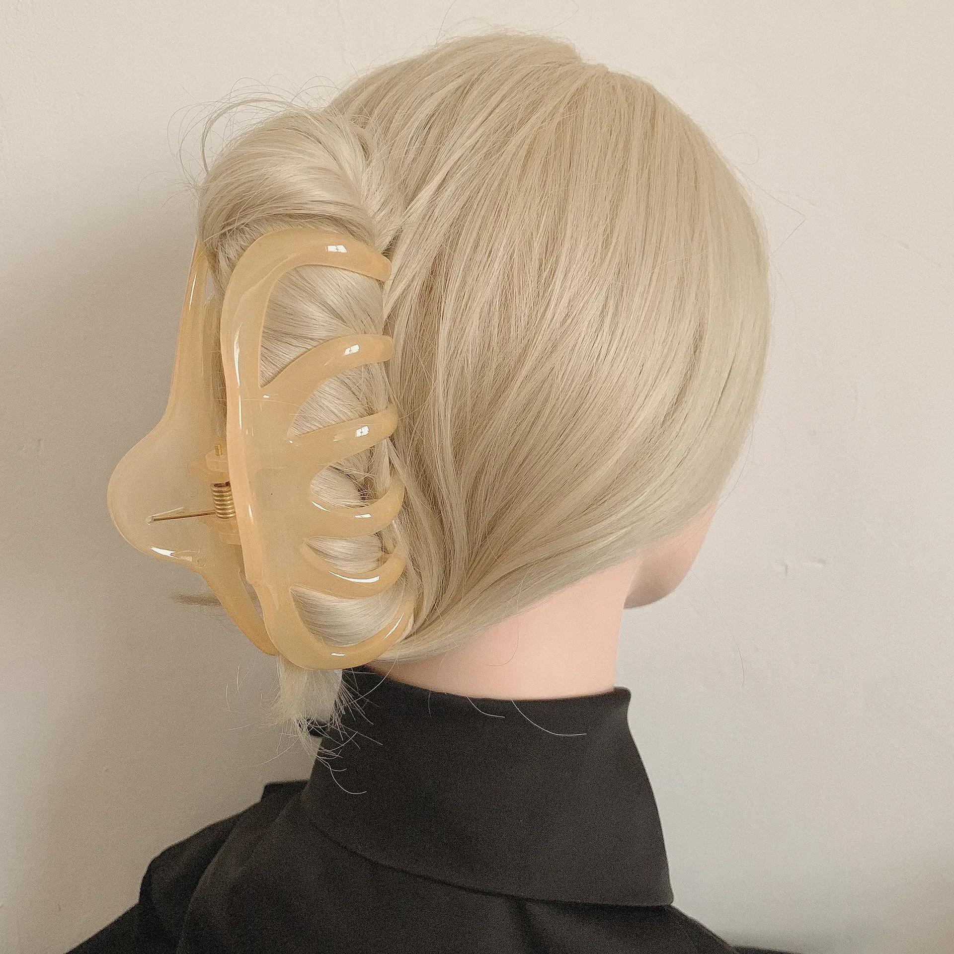 Large Jellyfish Hairpin with Long Teeth for Women — feature 34