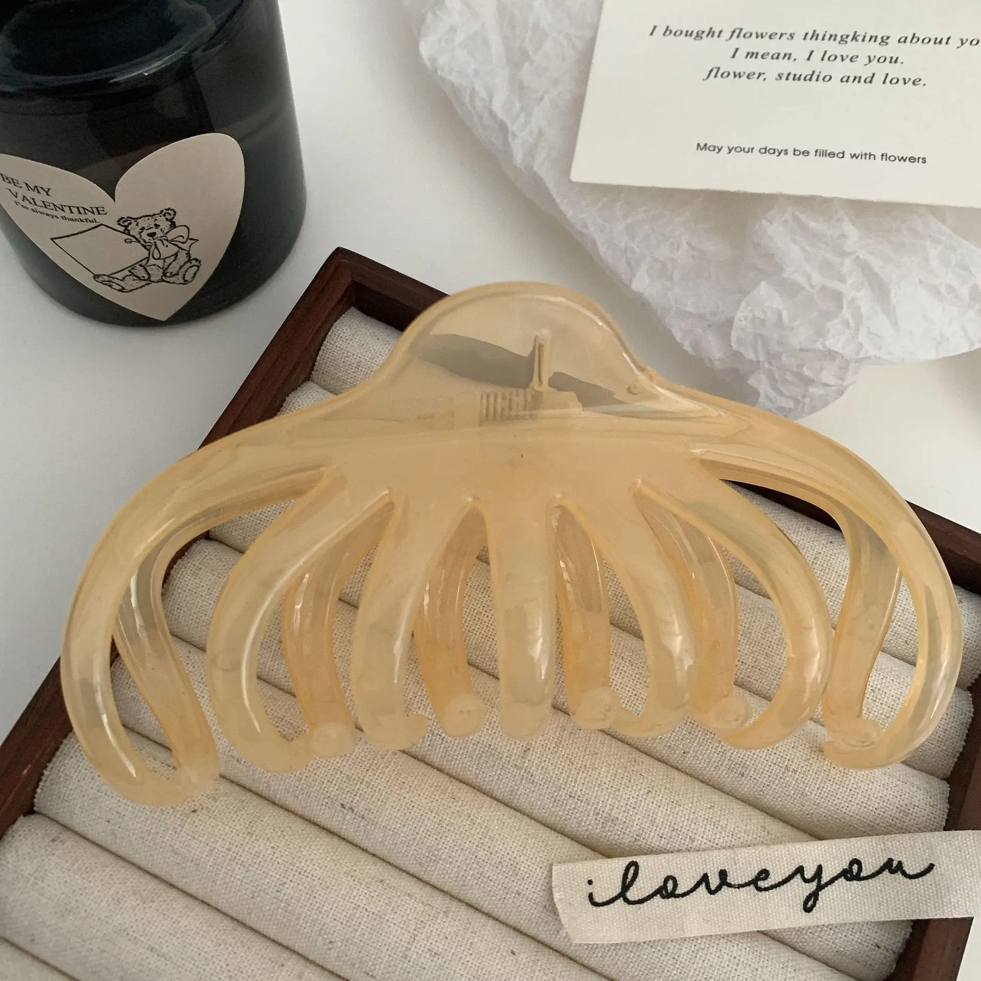 Large Jellyfish Hairpin with Long Teeth for Women - Image 4