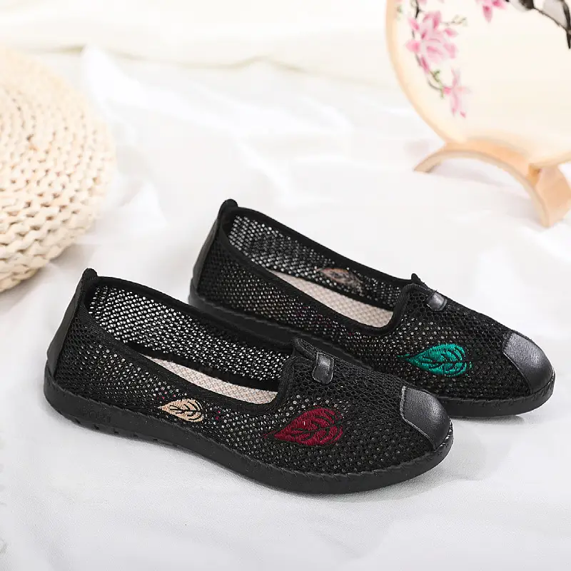 Old Beijing Cloth Shoes for Women, Mesh Shoes, 2026 Spring and Summer, Breathable, Non-Slip, Soft-Soled Grandma Shoes, Middle-Aged and Elderly Mother's Single Shoes - Image 6