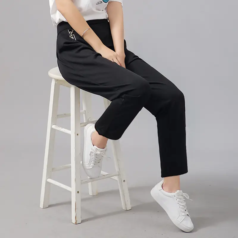 Women Radish Cropped Pants Black Smoke - Image 4