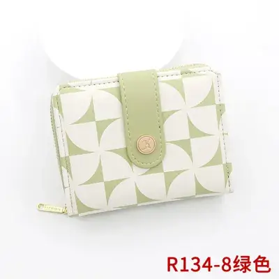R134-8 green