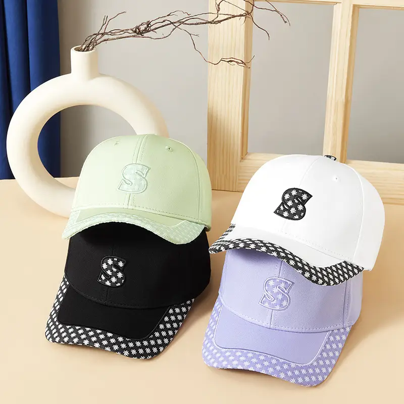 Spring Korean Embroidered Baseball Cap Women Men