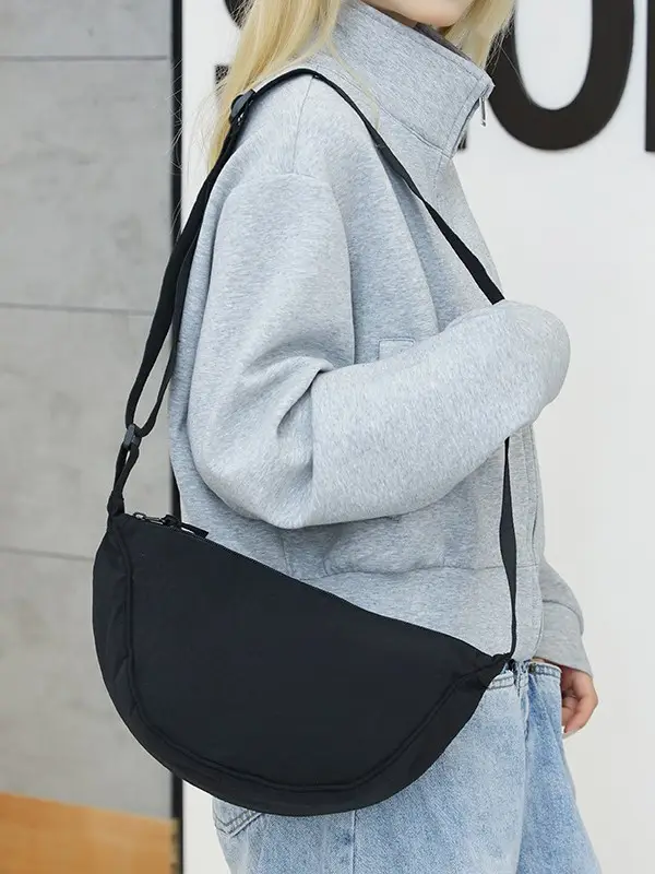 Nylon Crossbody Bag for Women, New Trendy Dumpling Bag, Lightweight Sports Small Shoulder Bag, Lightweight Japanese Casual Shoulder Bag - Image 10