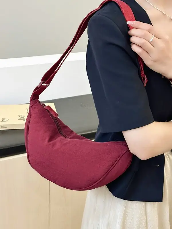 Nylon Crossbody Bag for Women, New Trendy Dumpling Bag, Lightweight Sports Small Shoulder Bag, Lightweight Japanese Casual Shoulder Bag - Image 13