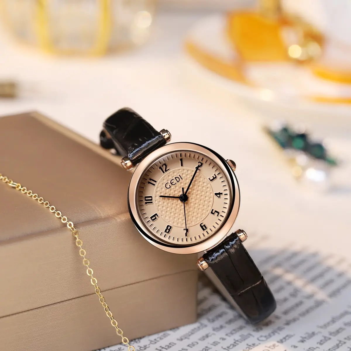 Gold Watch for Women Retro Quartz Waterproof Bamboo Belt - Image 5