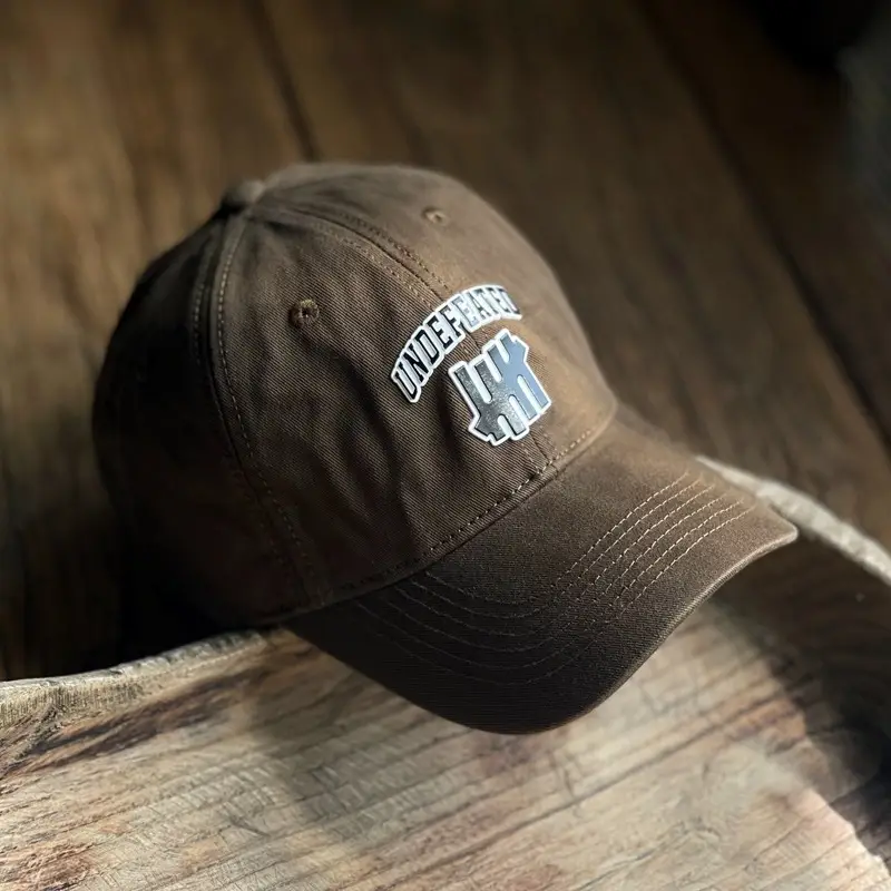 Men Under Armour Baseball Cap White Logo — feature 4