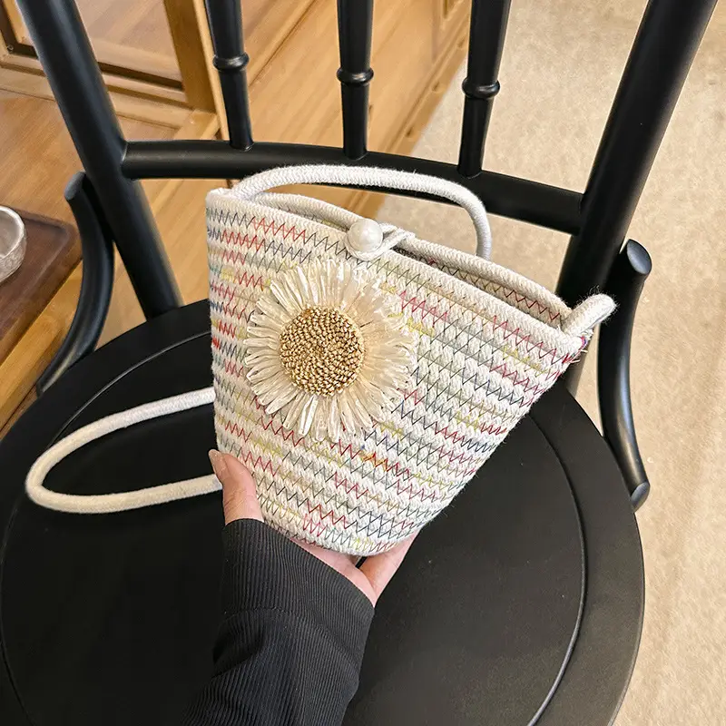 Women's Fresh Flower Shoulder Bag 2023 Summer