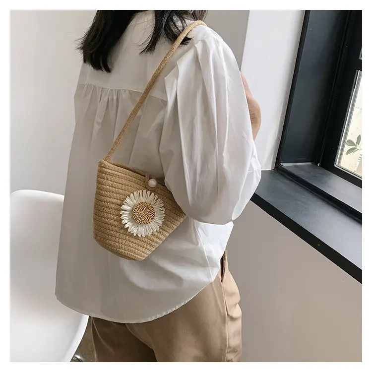Women's Fresh Flower Shoulder Bag 2023 Summer — feature 11