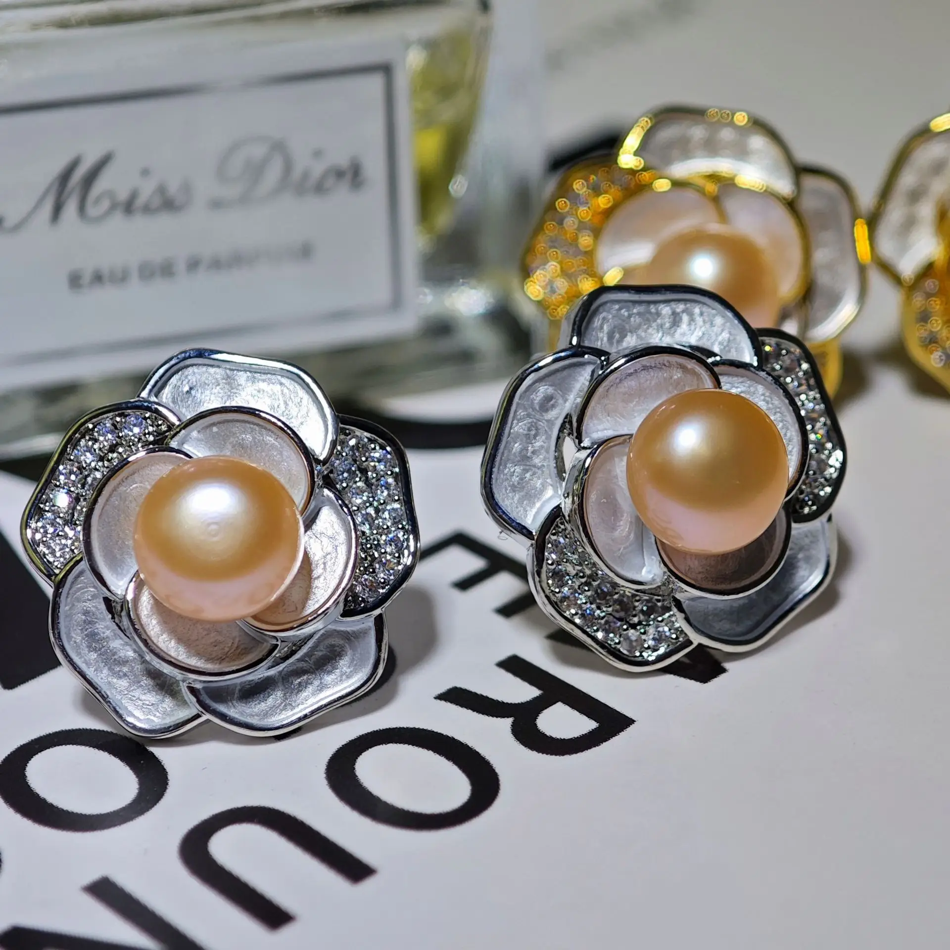 Natural Pearl Earrings S925 Sterling Silver White Camellia High-End