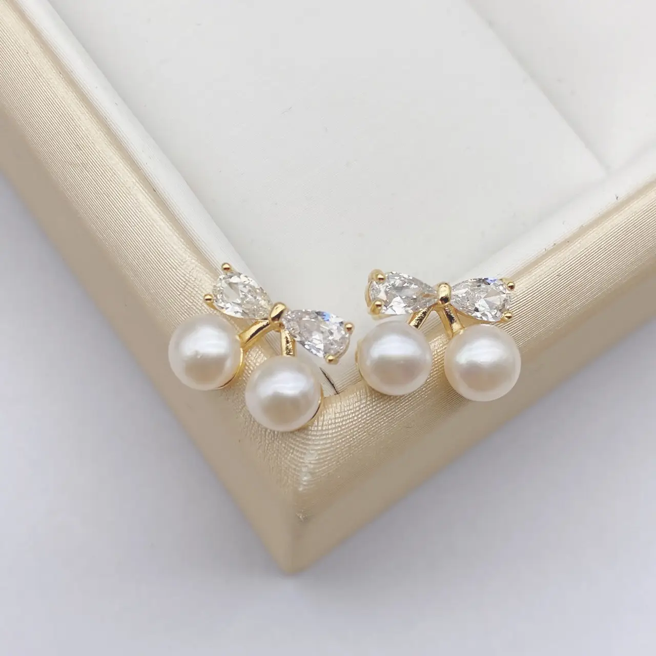 Natural Pearl Earrings Gold Plated Joker Fashion - Image 12