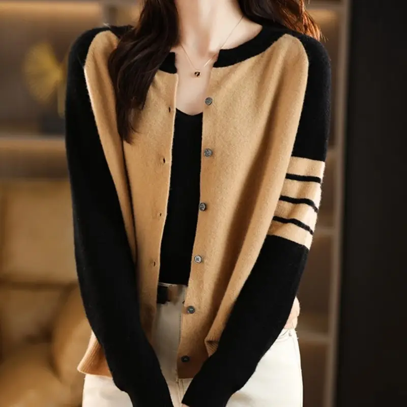 Plus-Size Women's White Black Cardigan Long Sleeve Sweater 2025 - Image 3