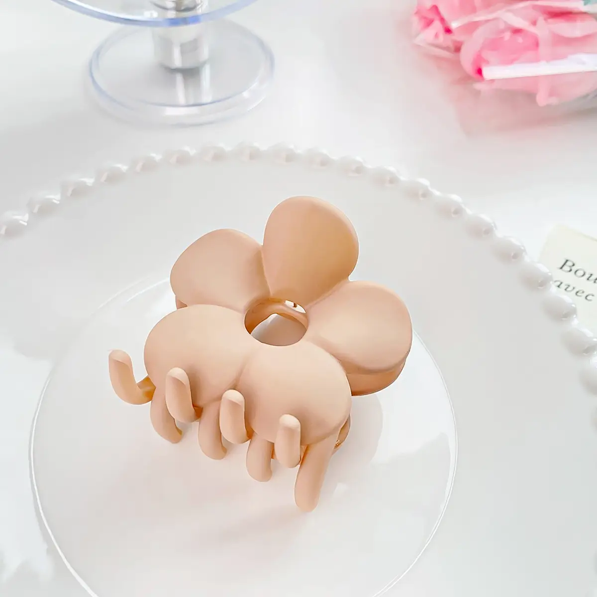 Green Korean Style Hair Grab Clip for Girls - Image 4