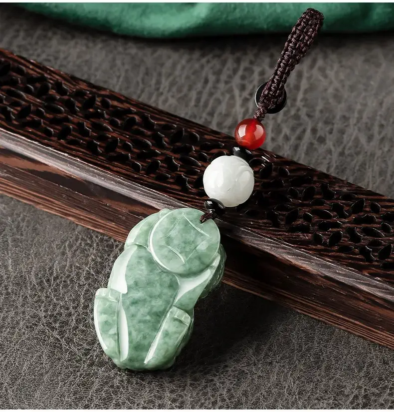 Natural Jade Car Key Pendant with Elegant Design — feature 17