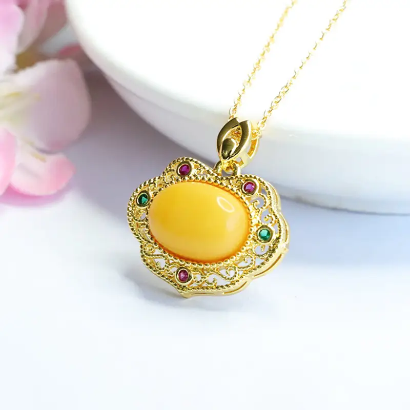 Guan Yu Natural Amber Pendant Full Honey Yellow Beeswax Ruyi Necklace - Image 4