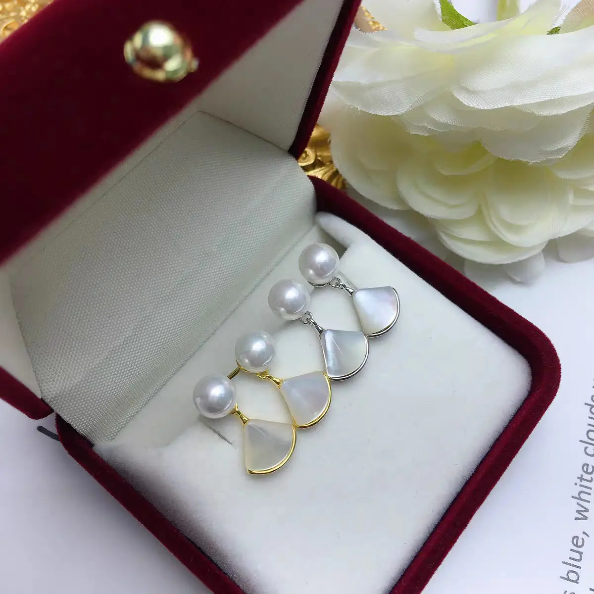S925 Gold Pearl Heart Necklace with Sea Mother-of-Pearl Design — feature 4