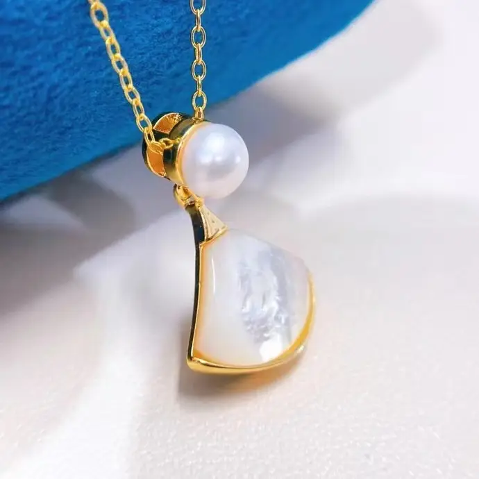 S925 Gold Pearl Heart Necklace with Sea Mother-of-Pearl Design — feature 8