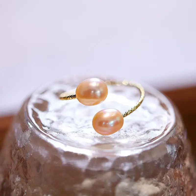 Natural Freshwater Pearls Open-Ended Ring White — feature 2