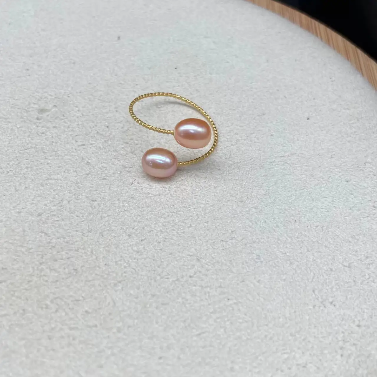 Natural Freshwater Pearls Open-Ended Ring White — feature 7