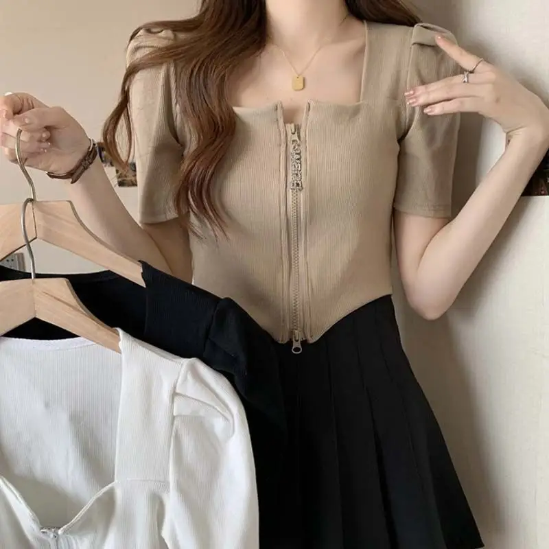 Women's Zip Front Summer T-Shirt Slimming Design - Image 6