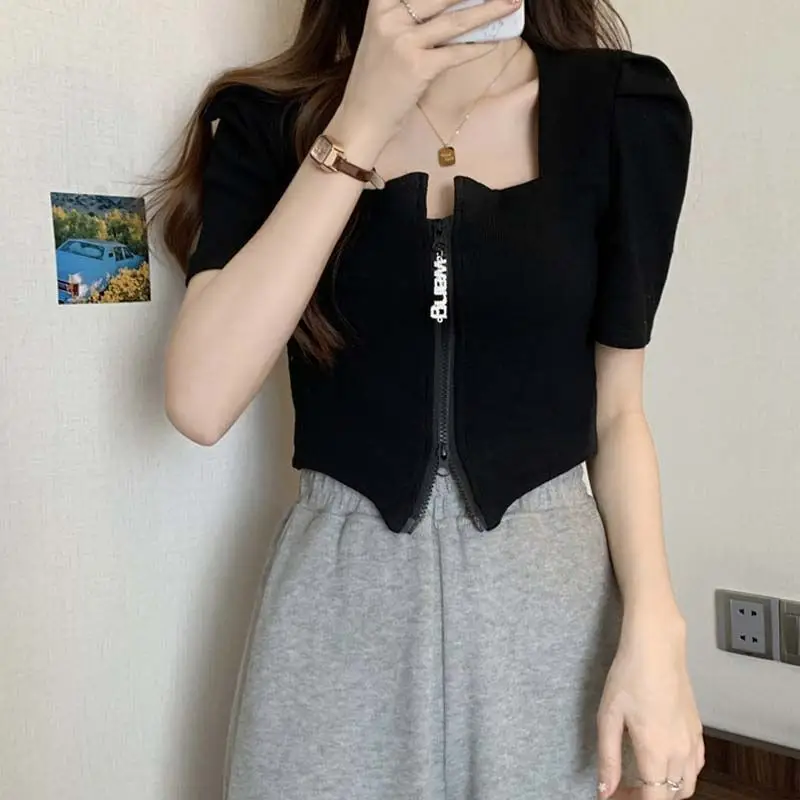 Women's Zip Front Summer T-Shirt Slimming Design - Image 7