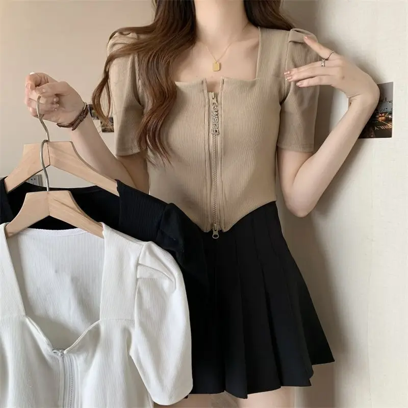 Women's Zip Front Summer T-Shirt Slimming Design — feature 11