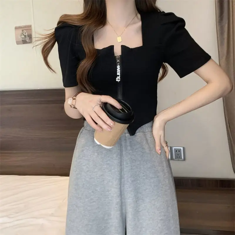 Women's Zip Front Summer T-Shirt Slimming Design — feature 17
