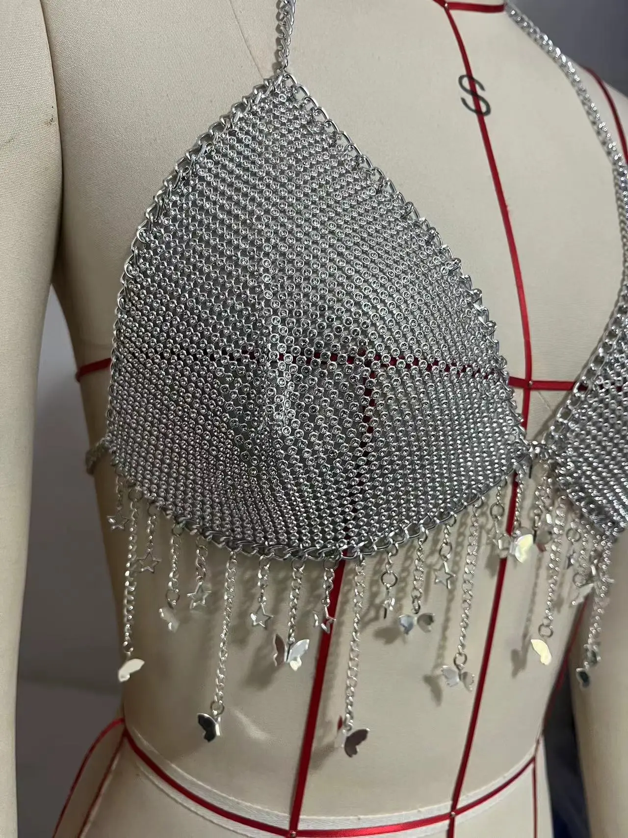 120098 European and American new vest sexy rhinestone inlaid sequin five-pointed star neck tassel body chain small vest — feature 10