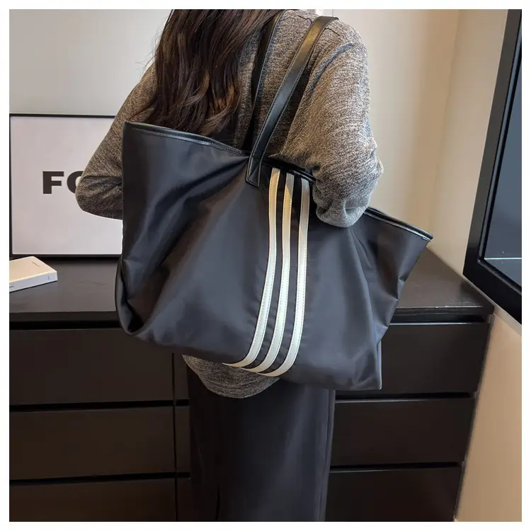 Women's Black Oxford Cloth Shoulder Bag Large Capacity 2023 — feature 21