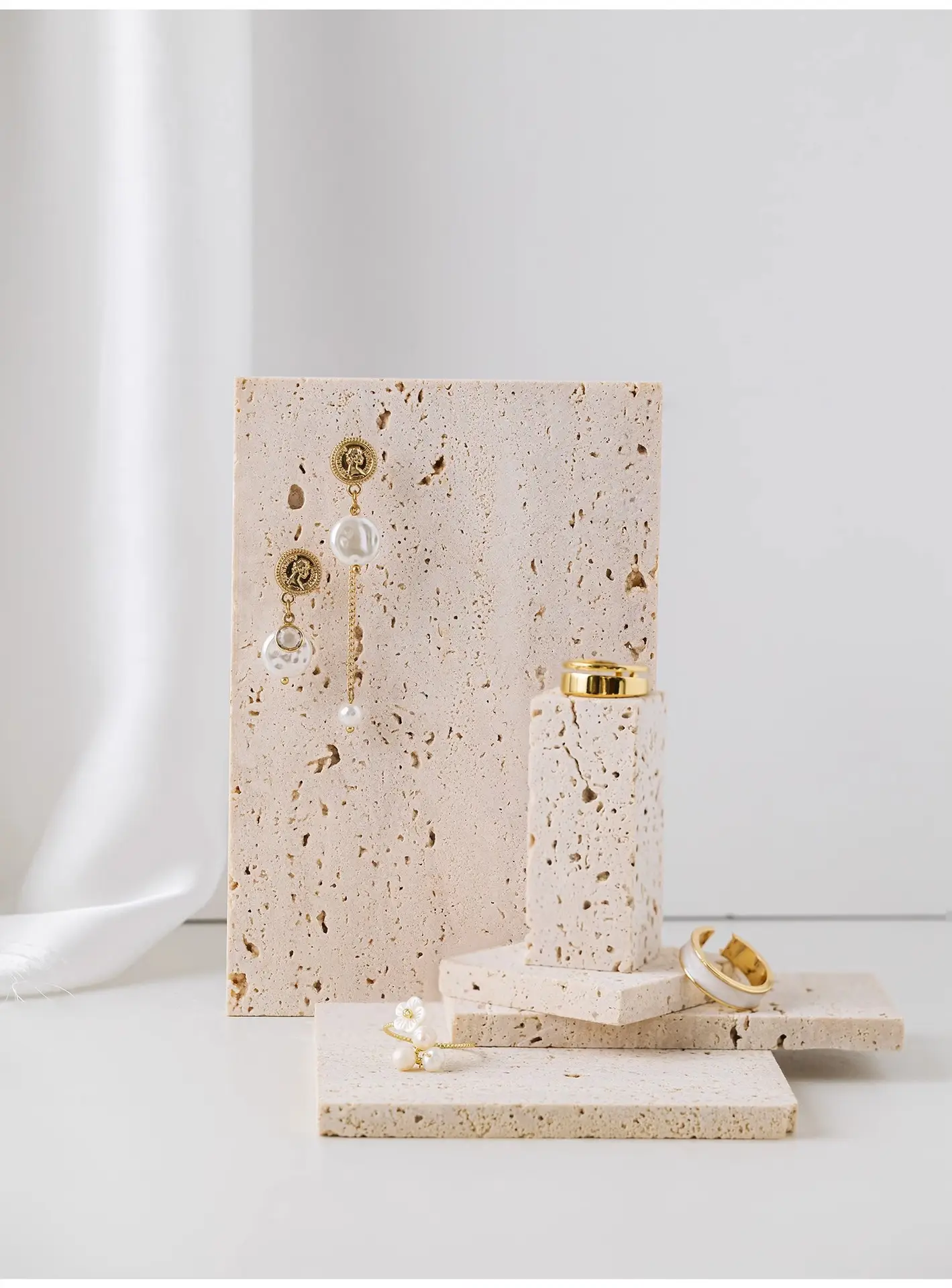 Natural Hole Stone Necklace Earrings Photo Props 15x10cm — feature 6