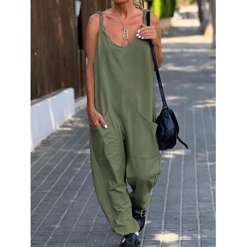 Sleeveless V-Neck Green Jumpsuit Set - Image 11