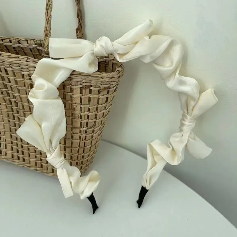 Black Ruffled Bow Hairband for Women Spring Summer - Image 3