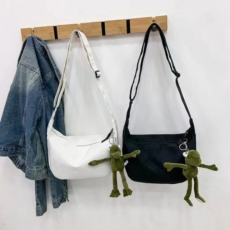 2025 New Dumpling Crossbody Bag White Black Korean Style - Image 4