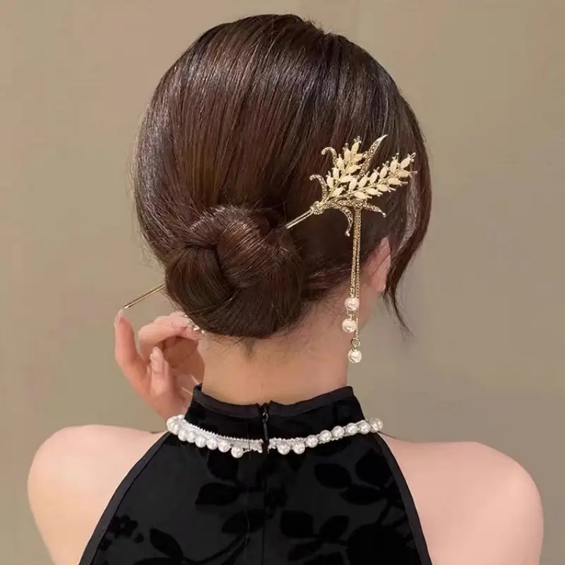 Fringed Wheat Hairpin