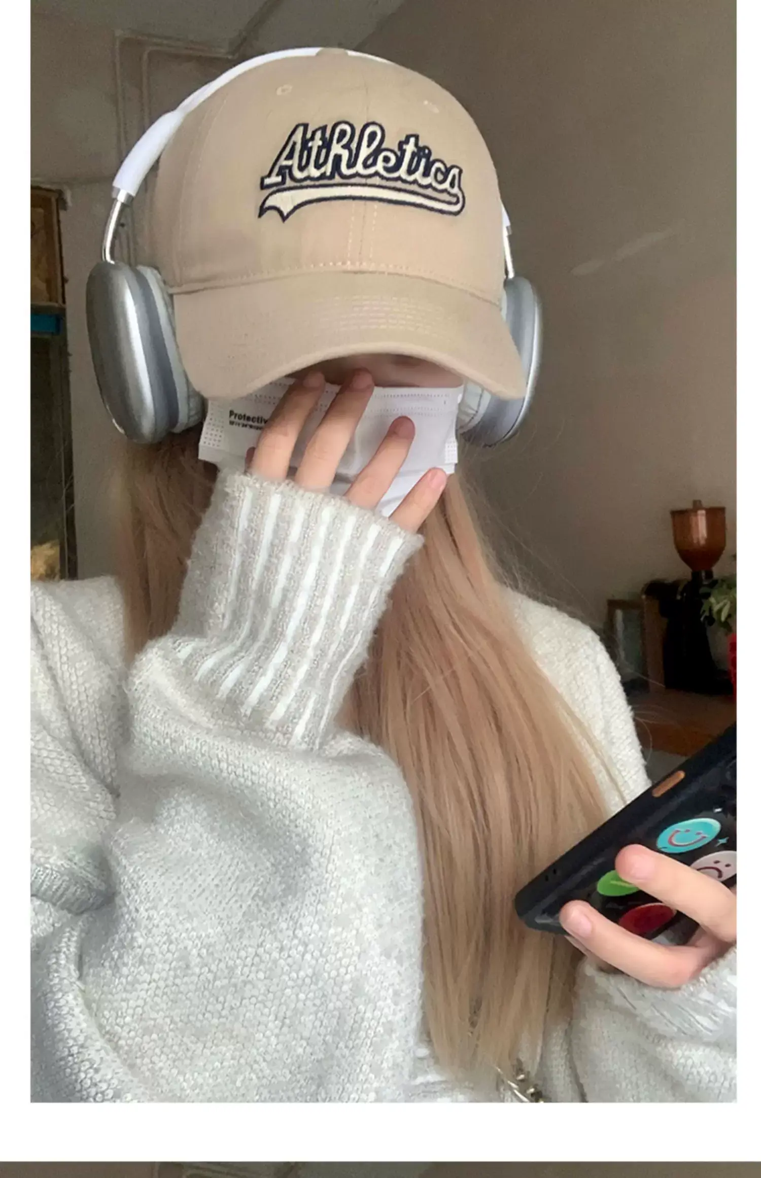 Women's Korean Style Duck Tongue Hat with Big Head & Embroidered Cap — feature 20