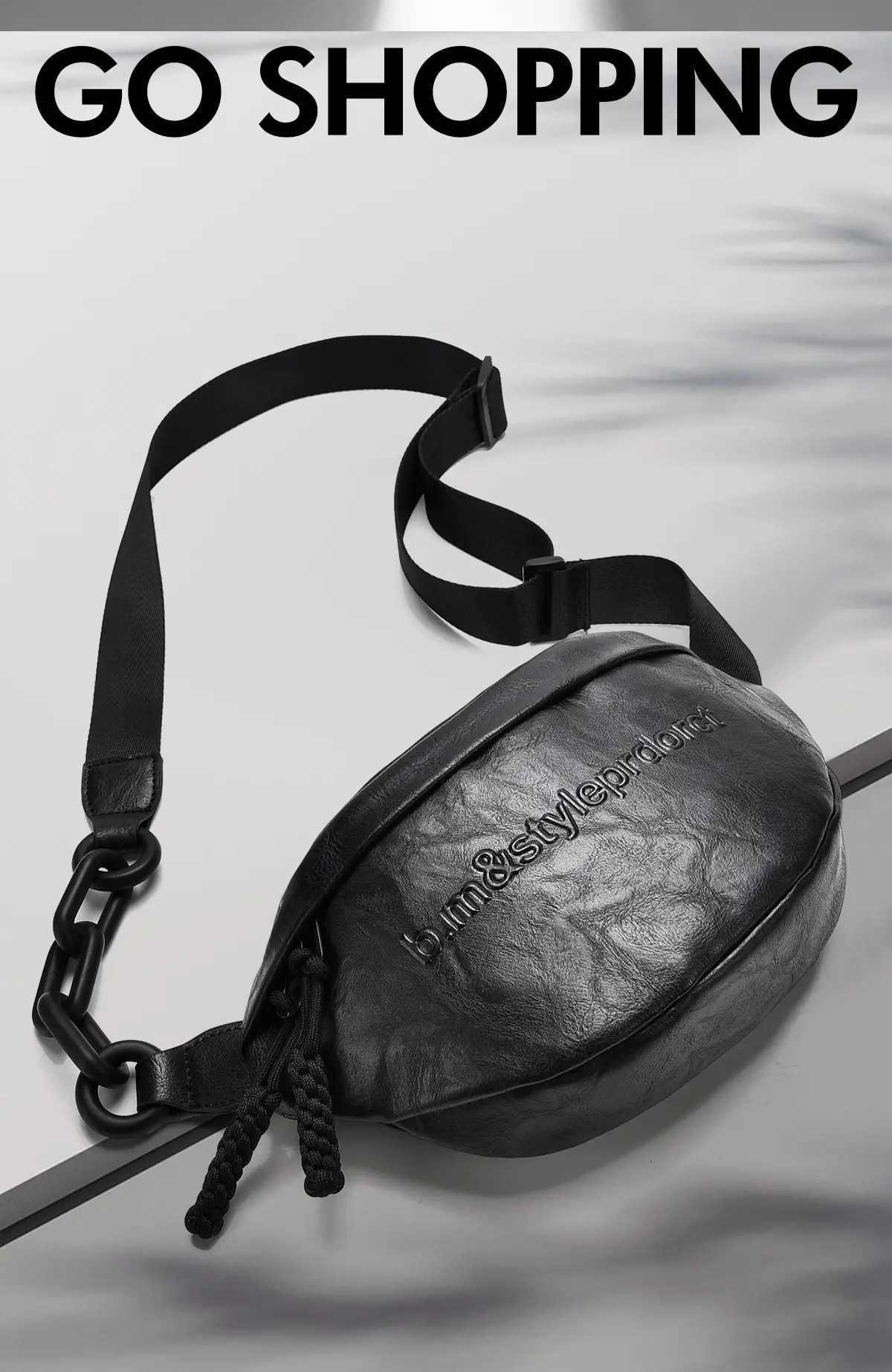 Women's Black Acrylic Waist Bag with Chain Strap — feature 5