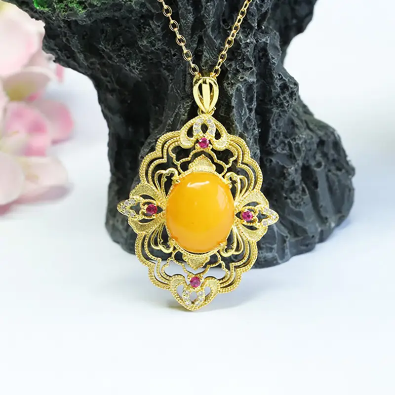 Natural Amber Pendant Necklace Vintage Gold Old Beeswax