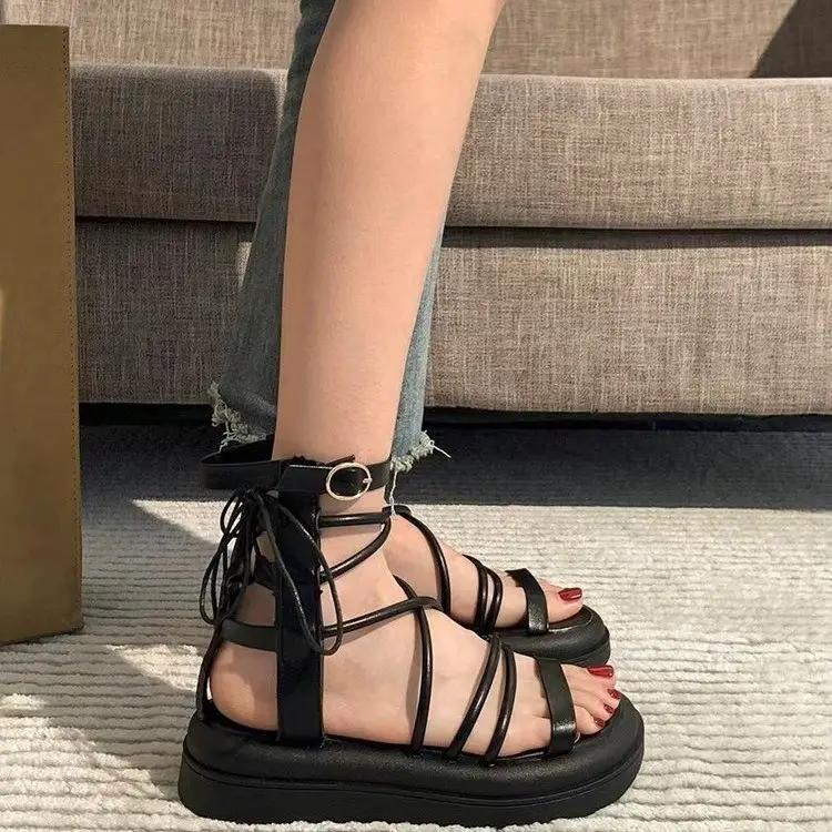 Black Mori Style Sandals with Round Toe & Platform Sole - Image 5