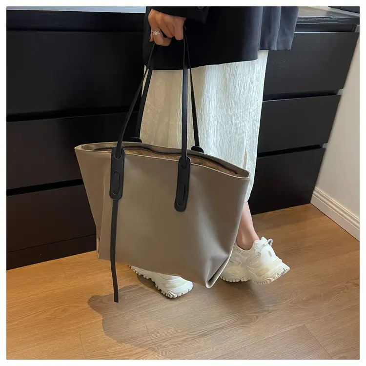 Women's Black Oxford Tote Bag Large Capacity 2023 — feature 23