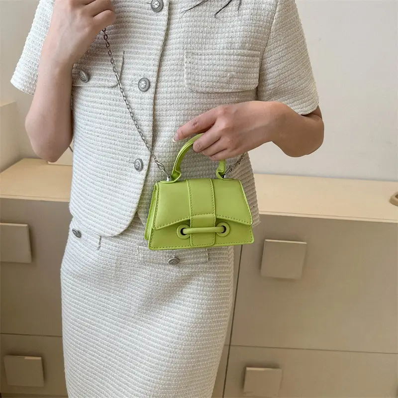 Pink Chain Crossbody Bag for Women 2023 - Image 7