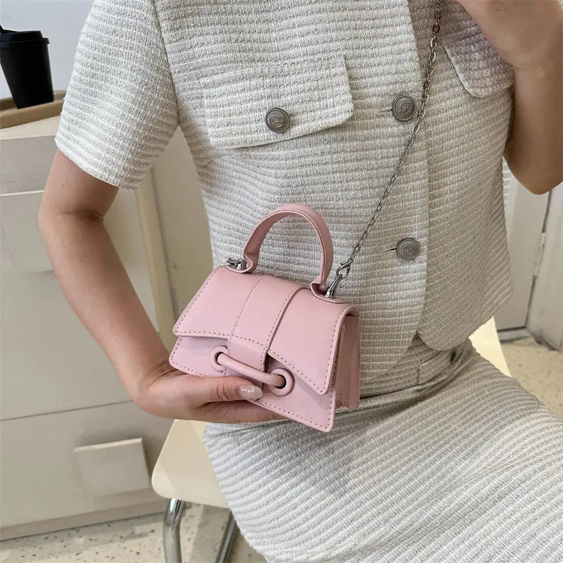 Pink Chain Crossbody Bag for Women 2023 - Image 8
