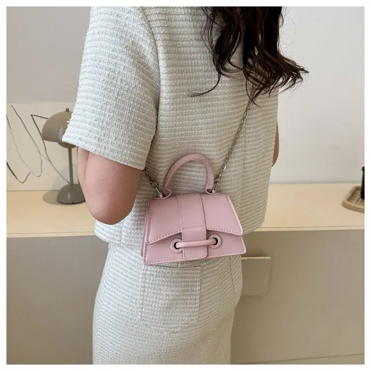 Pink Chain Crossbody Bag for Women 2023 — feature 12