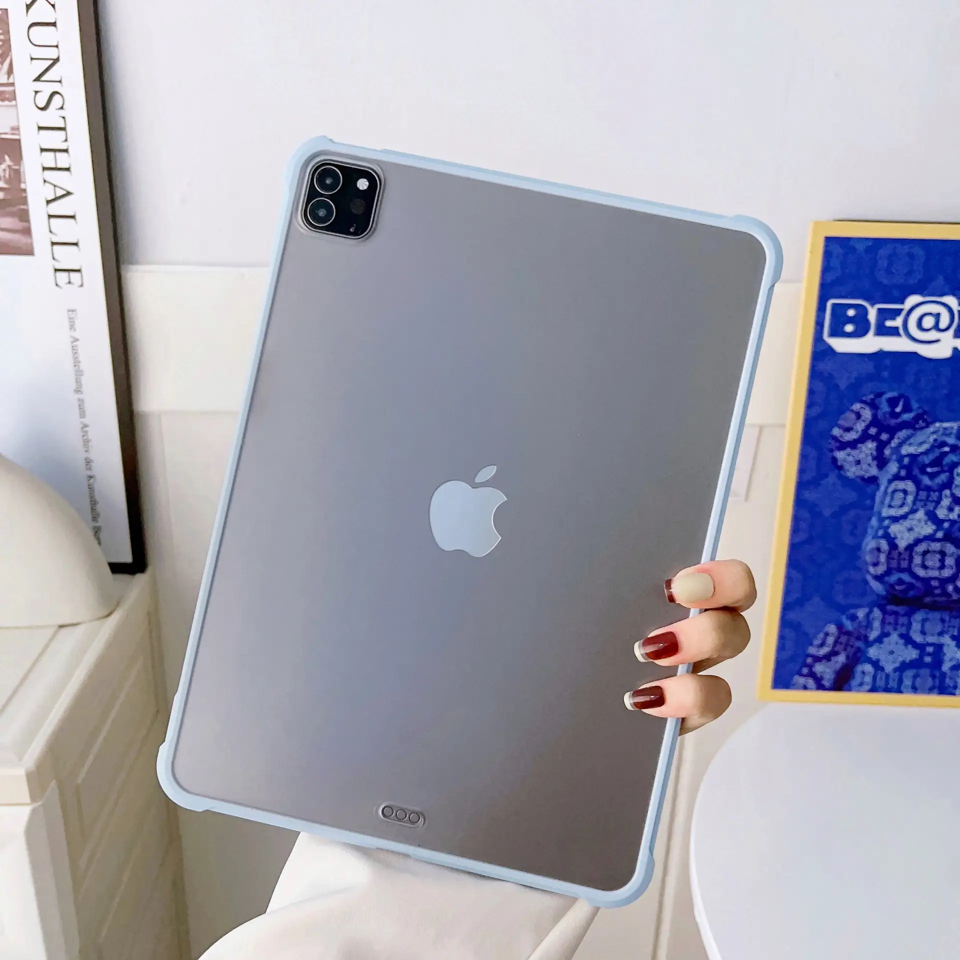 Apple iPad 10.2" Frosted Anti-drop Cover - Image 3