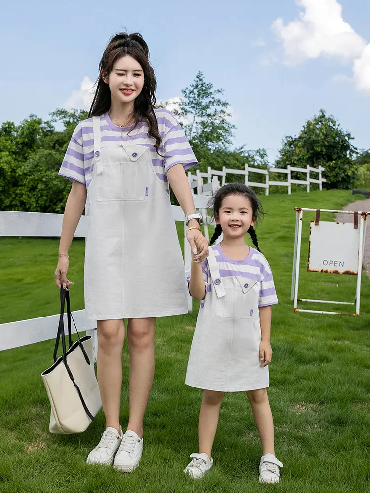 White Parent-Child Cartoon Short Sleeve T-Shirt Suit - Image 6