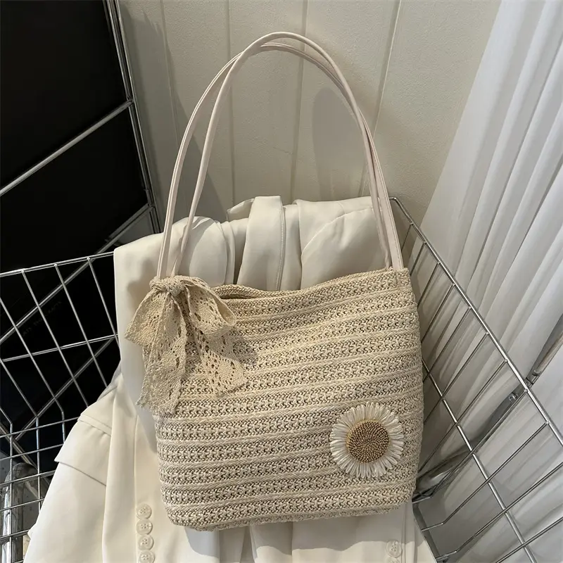 Woven Straw Shoulder Bag 2023 Summer New Arrival - Image 6