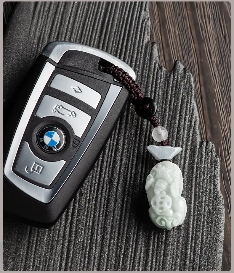 Natural Jade Car Key Pendant with Brave Design — feature 14