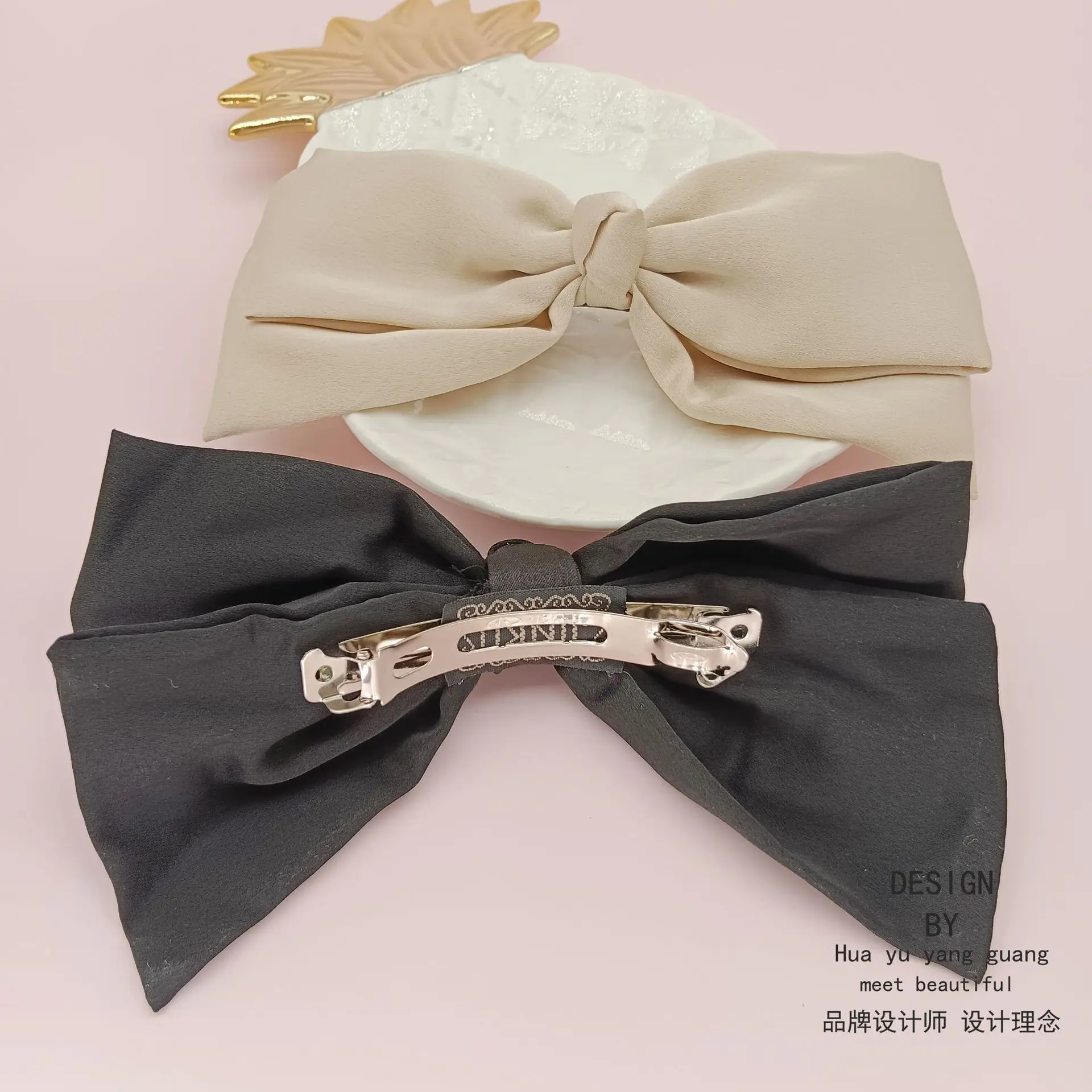 Black Big Bow Hair Clip for Women Spring Style — feature 4