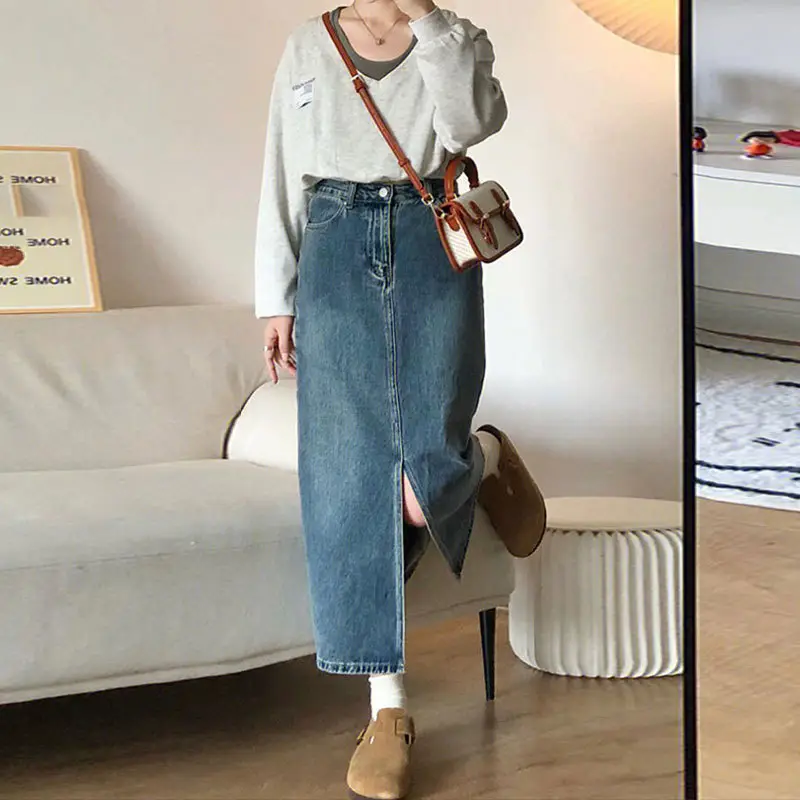 Women Denim Skirt Set with High Waist & Split Detail - Image 3
