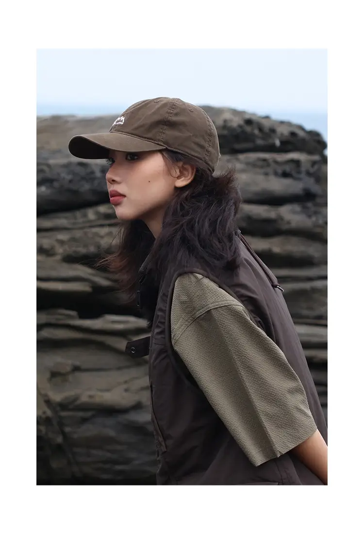 Japanese Style Sunscreen Embroidered Baseball Cap for Men Women Brown — feature 4