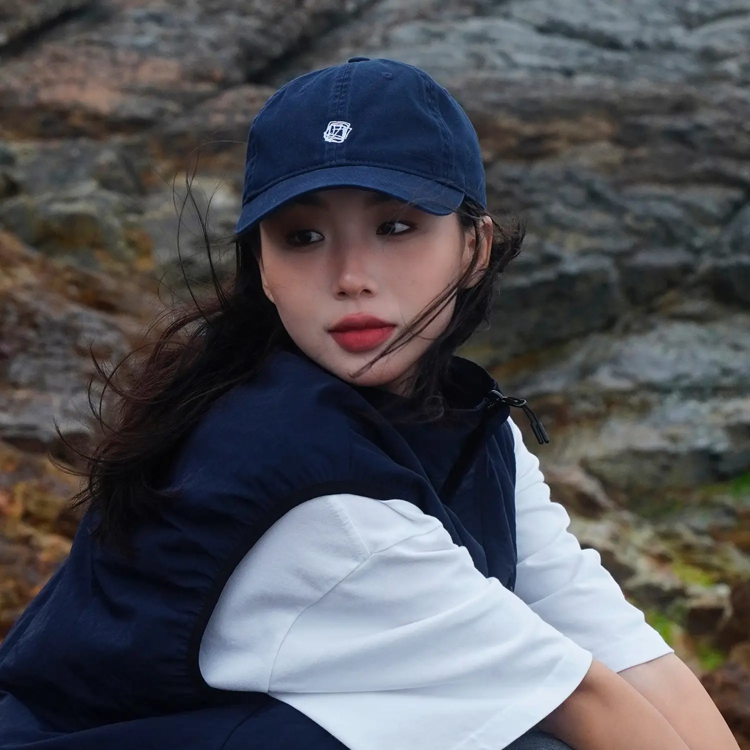 Japanese Style Vintage Peaked Cap for Women Men Outdoor Black - Image 3